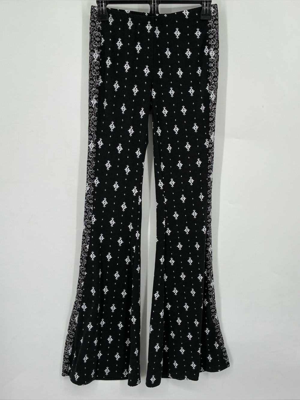 LA Hearts Small Embroidered Boho Wide Leg Pull On Stretch Pants Festival Black